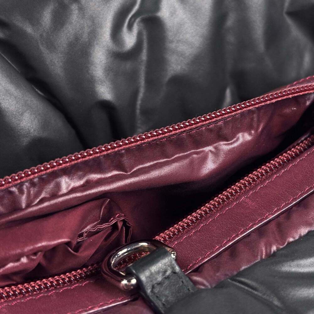 CHANEL Black Tote Bag - Picture 6 of 7